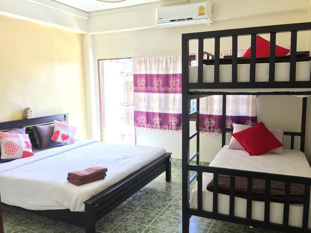 Tid Tarad Hostel Hua Hin Exterior photo