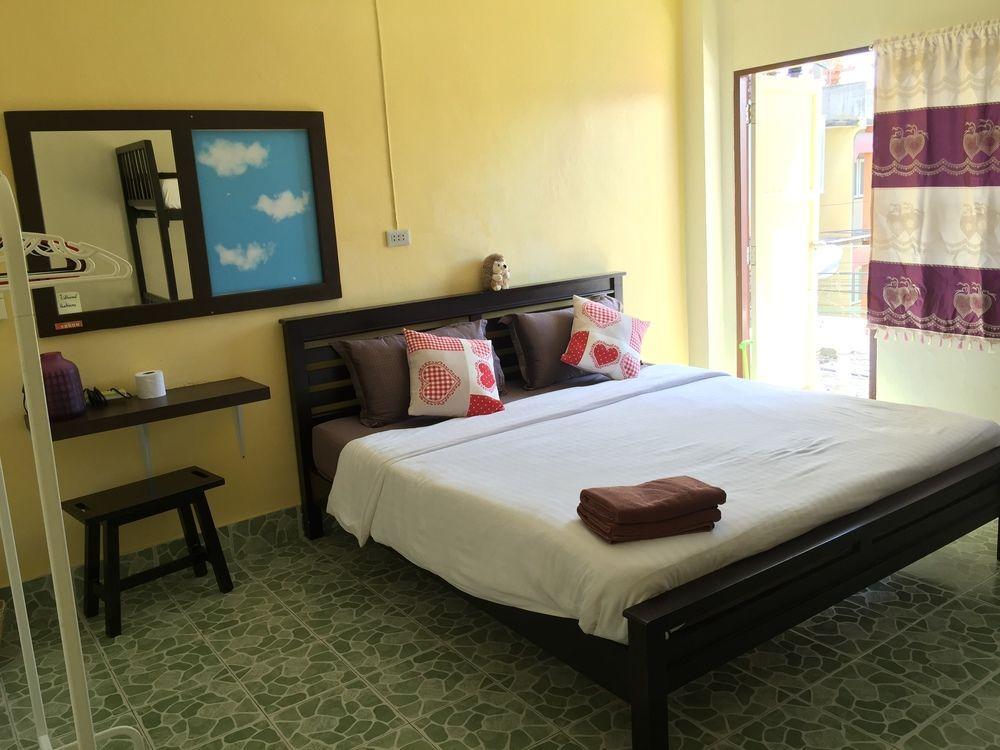 Tid Tarad Hostel Hua Hin Exterior photo